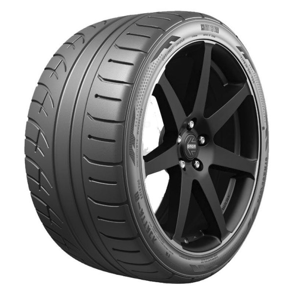 235/40 R18 95 W Momo  M-attack Drifting Rim Xl Fsl